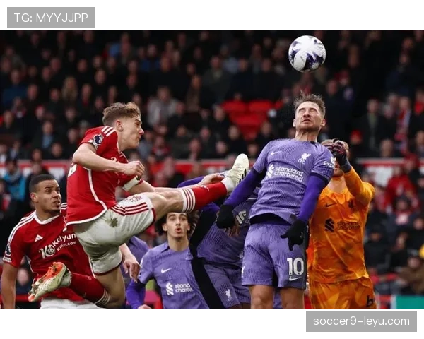 英超门将实力大比拼：本赛季谁是表现最亮眼的守护神？