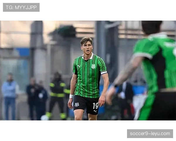 热那亚防守体系再创新高,战术调整助力球队状态回暖 热那亚防守体系再创新高,战术调整助力球队状态回暖