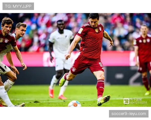 那不勒斯边路进攻火力全开，状态回暖迎战劲敌彰显强大实力