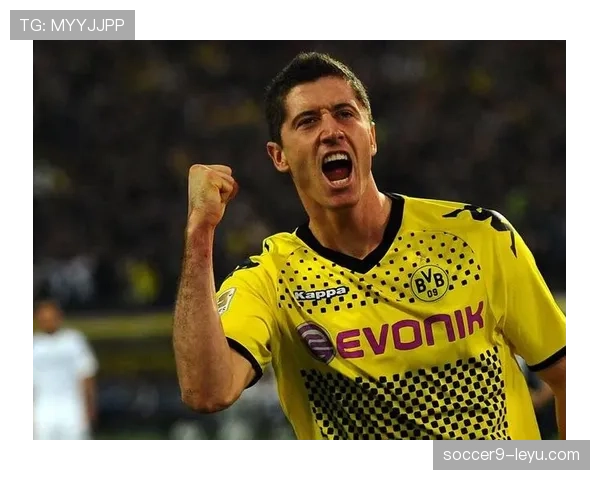 莱万多夫斯基本赛季表现如何？